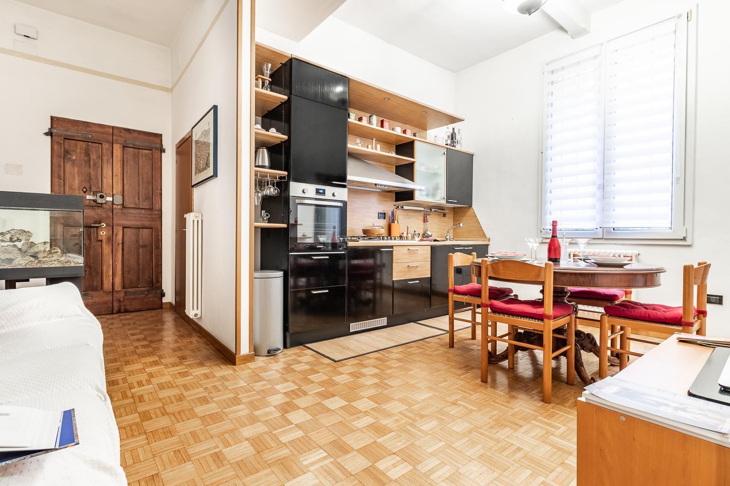 Spacious Apt With Kitchenette, Near Piazza Maggiore Bologna Bagian luar foto