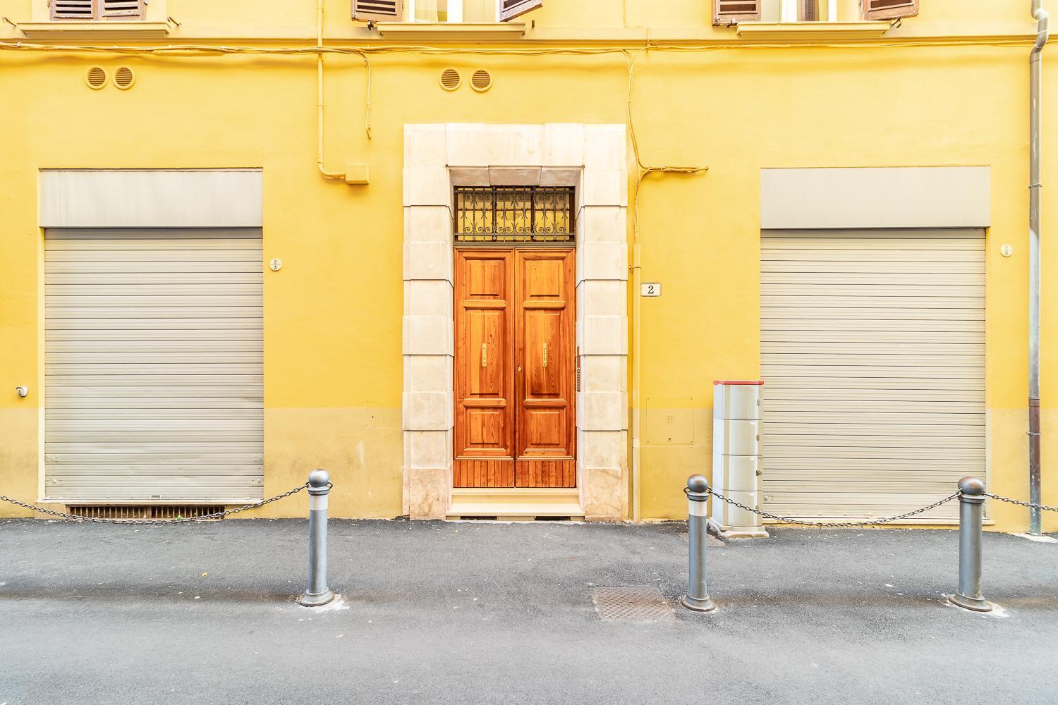Spacious Apt With Kitchenette, Near Piazza Maggiore Bologna Bagian luar foto