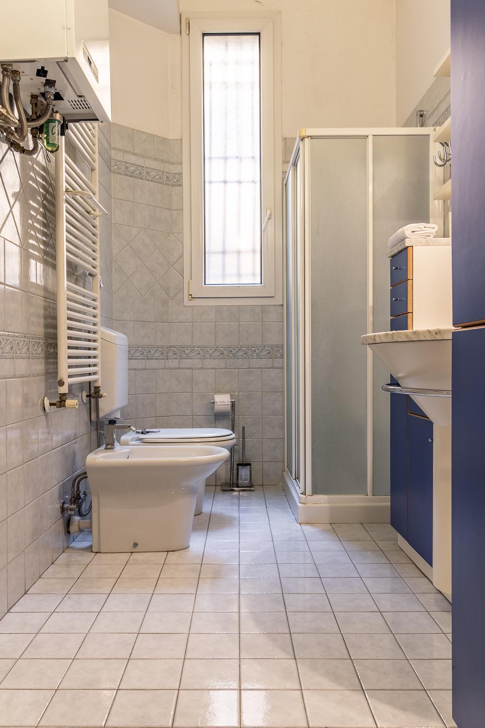 Spacious Apt With Kitchenette, Near Piazza Maggiore Bologna Bagian luar foto